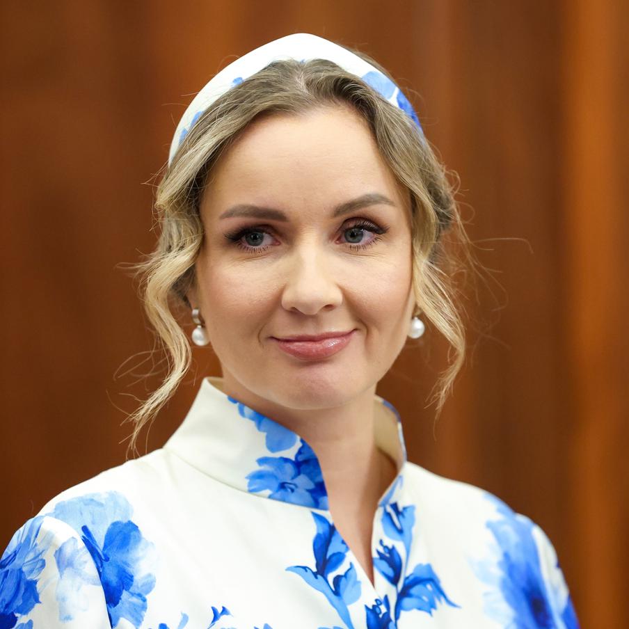 Львова-Белова взяла на контроль ЧП в школе Подмосковья. Федеральный детский омбудсмен сообщила о постоянном мониторинге ситуации после трагедии в Одинцовском округе и взаимодействии с региональными службами для помощи пострадавшим