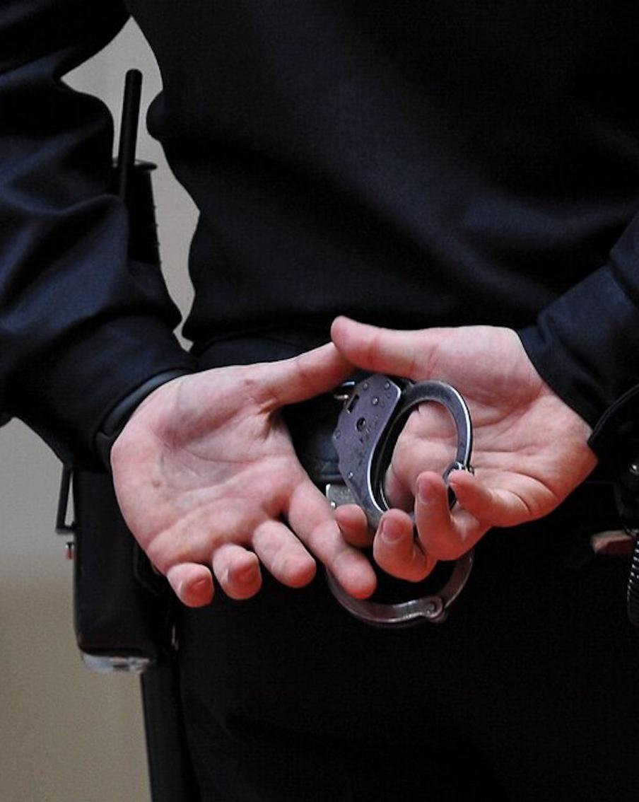 440 мигрантов привлекли к ответственности за ложные данные в "Амине"