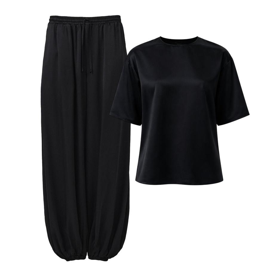 Атласные шаровары и блуза Calista (15 580 ₽)