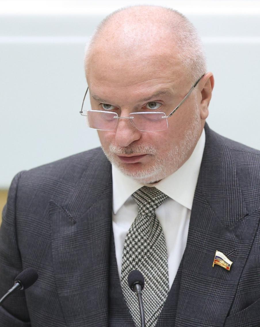 Клишас призвал проверить судей после решения по делу Долиной