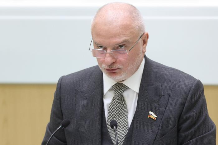 Клишас призвал проверить судей после решения по делу Долиной