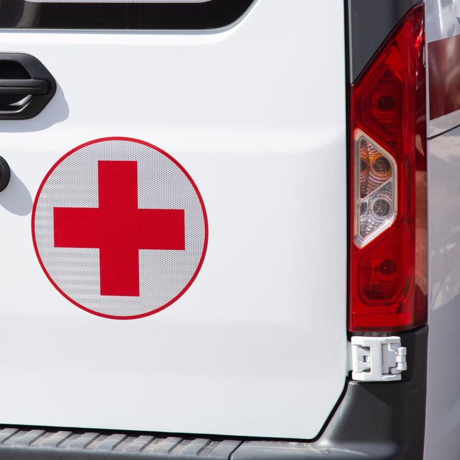 Аптеки на колёсах могут появиться в России уже с 1 июня 2026 года. В парламент внесли инициативу, которая должна решить проблему доступа к медикаментам в малых населённых пунктах. Новый формат торговли планируют протестировать в нескольких регионах страны