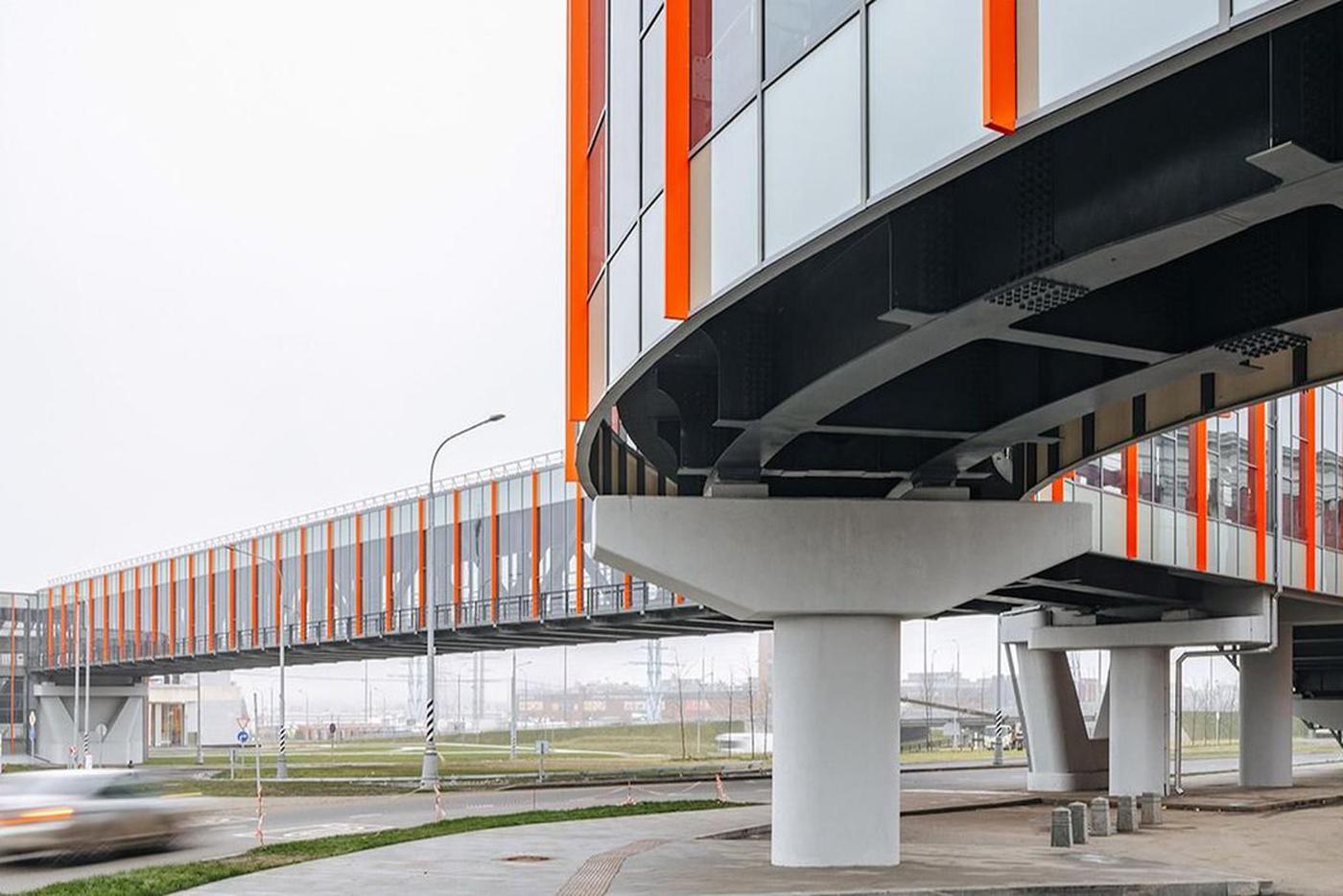 Около станции "Корниловская" создали развитую пешеходную систему — Собянин