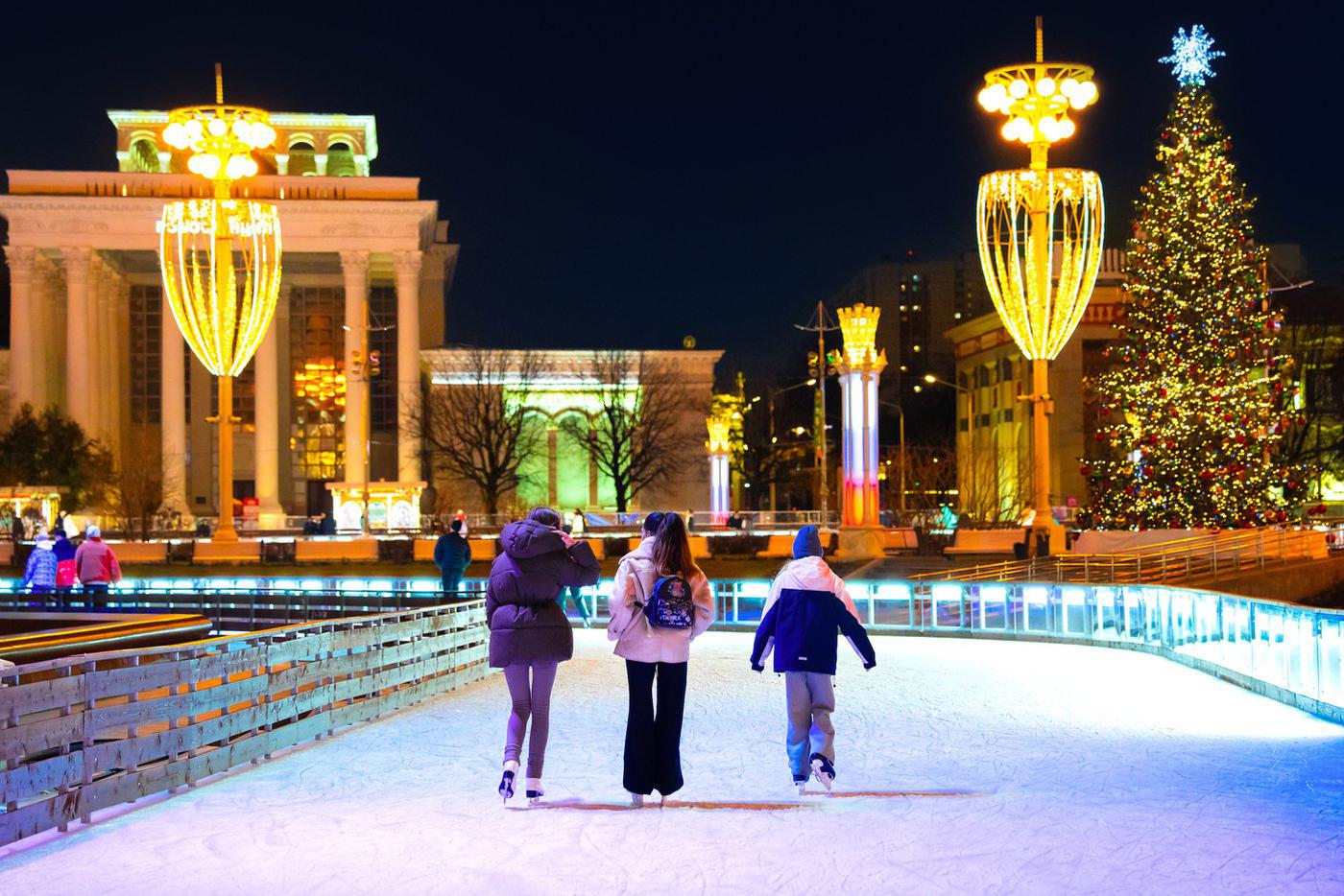 На ВДНХ рассказали, как специалисты заботятся о состоянии льда на катке