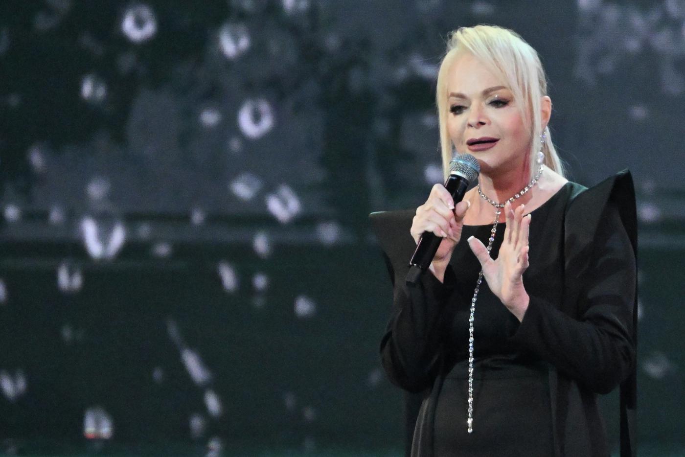 Долина не стала предоставлять справку из ПНД на суде