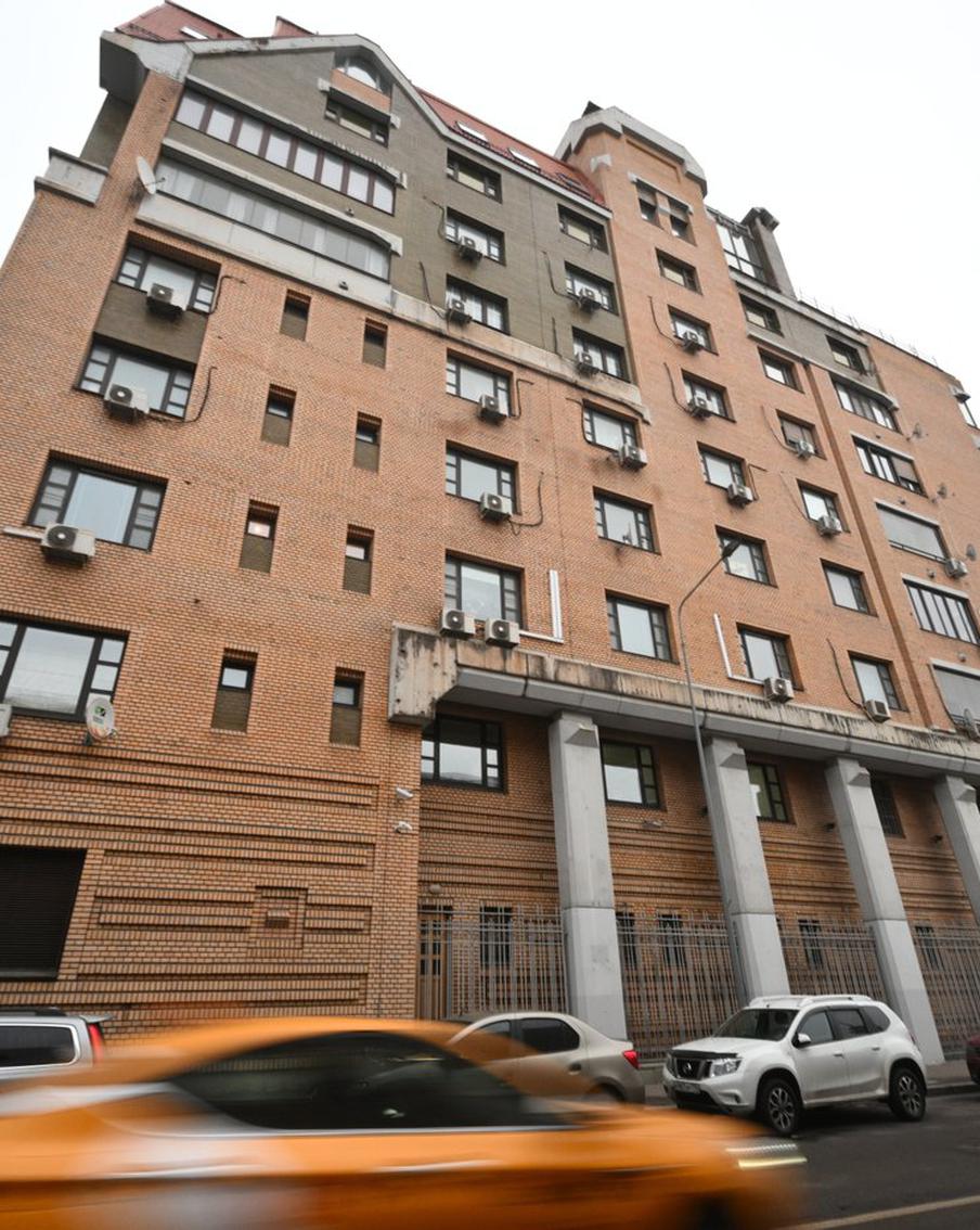 Лариса Долина пыталась заложить дом после продажи квартиры