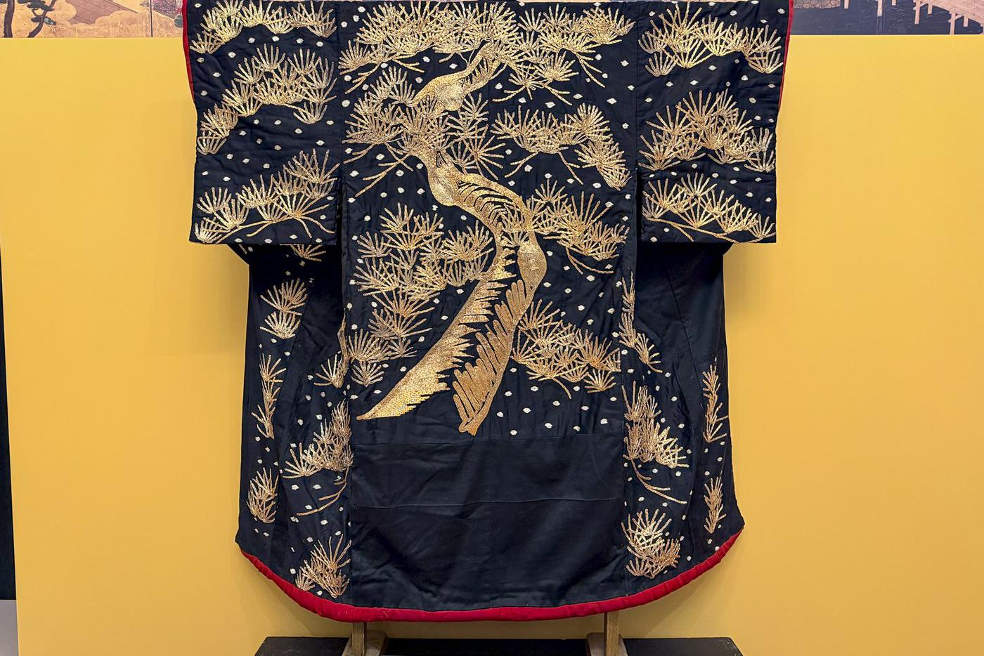 На выставке "Люди, куклы, маски. Театр Дальнего Востока и Юго-Восточной Азии".