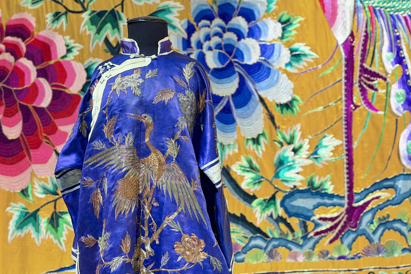 На выставке "Люди, куклы, маски. Театр Дальнего Востока и Юго-Восточной Азии".