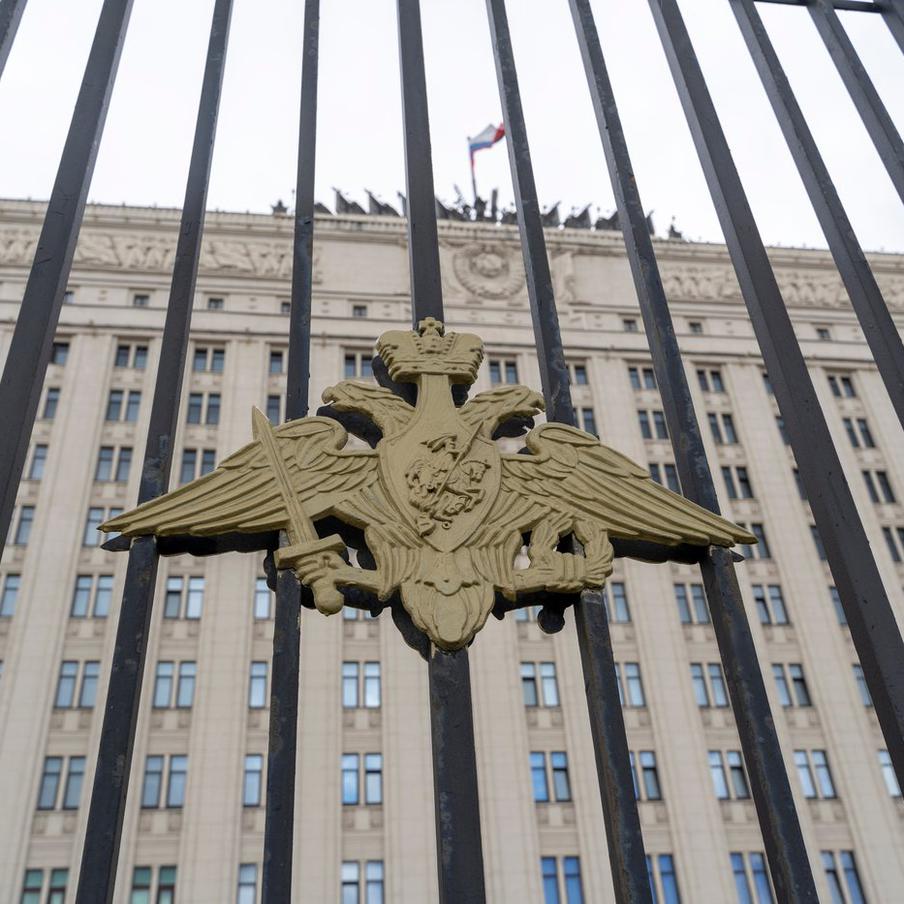 Минобороны России расторгнет договоры о сотрудничестве с 11 странами Европы. Российское оборонное ведомство получило возможность окончательно расторгнуть договоры о сотрудничестве в военной сфере более чем с десятком европейских государств. Кроме того, будет расторгнут меморандум с Великобританией