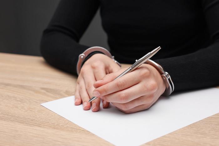 Что рассказывала Афина Симеонидис про отношения с учениками до ареста