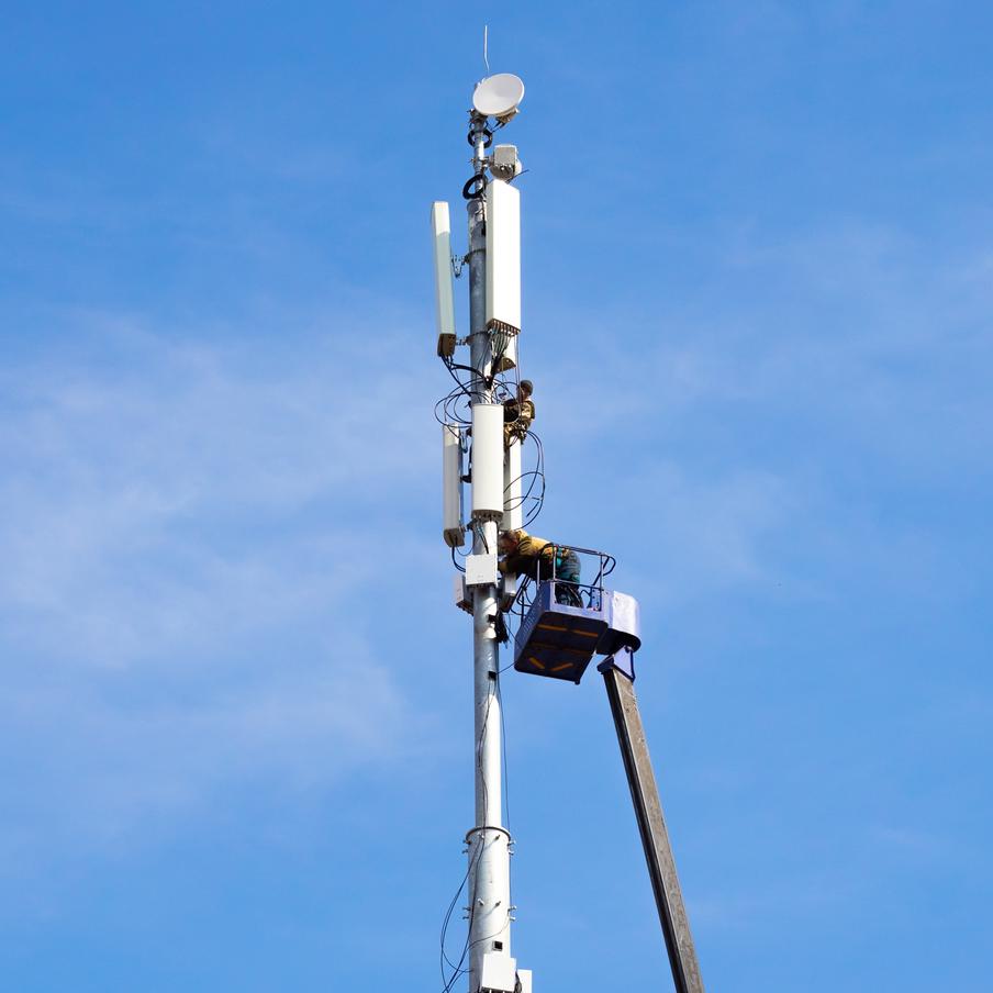 Жителей Курганской области предупредили о перебоях в теле- и радиовещании. Проблемы с телевещанием и радиовещанием могут наблюдаться в Курганской области до конца декабря. Власти уточнили, что перебои будут происходить из-за работ электросетевой компании