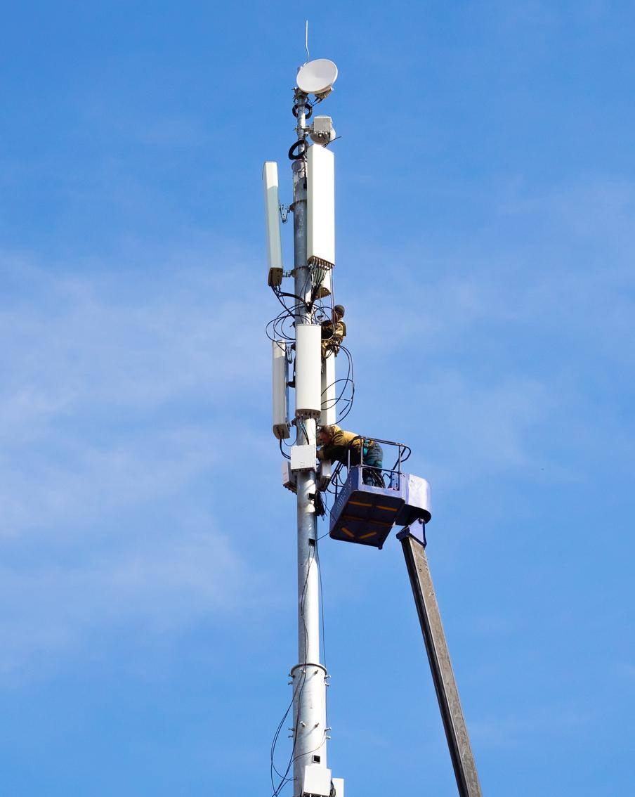 Жителей Курганской области предупредили о перебоях в теле- и радиовещании. Проблемы с телевещанием и радиовещанием могут наблюдаться в Курганской области до конца декабря. Власти уточнили, что перебои будут происходить из-за работ электросетевой компании