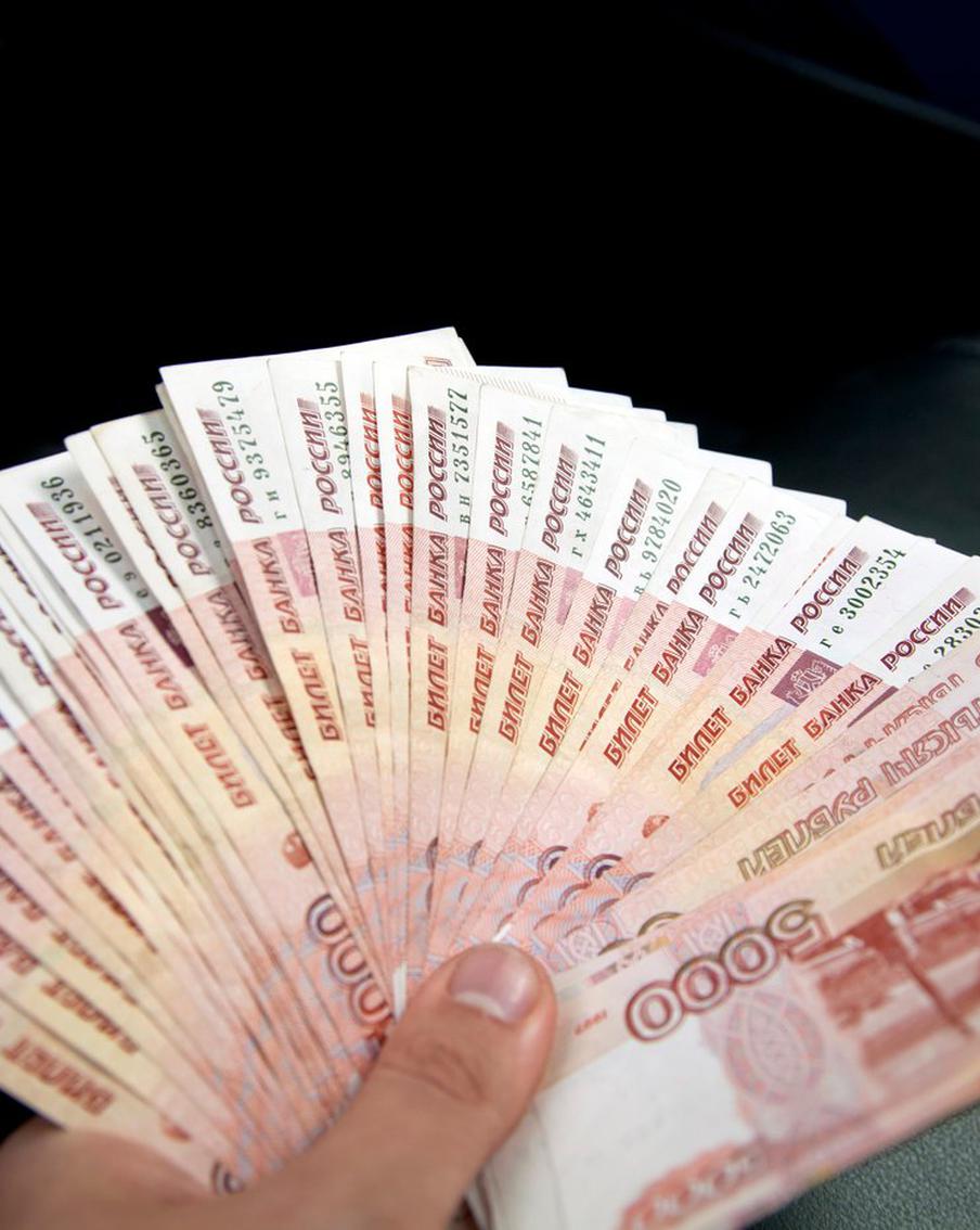 Банки в России испытывают новую схему по борьбе с переводами крупных денежных сумм на счета мошенников