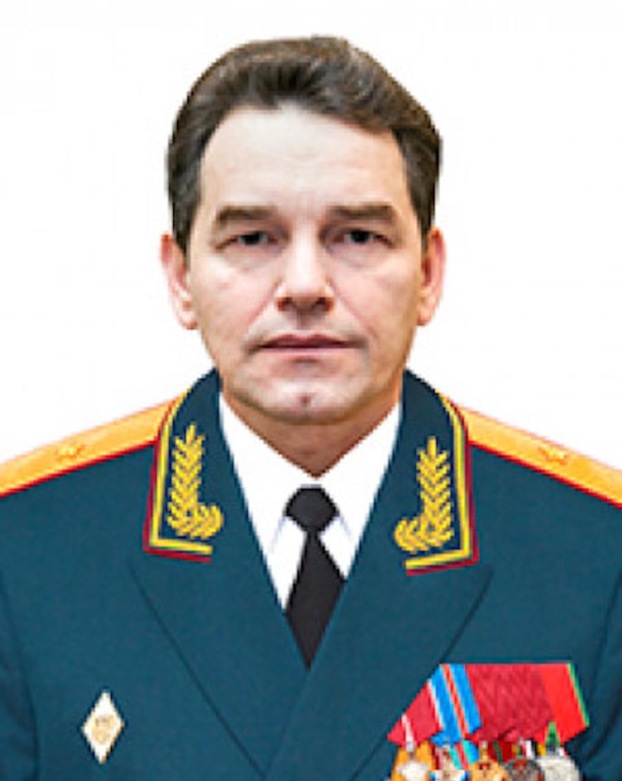 Начальник Управления оперативной подготовки Вооружённых Сил Российской Федерации, генерал-лейтенант Сарваров Фанил Фанисович.