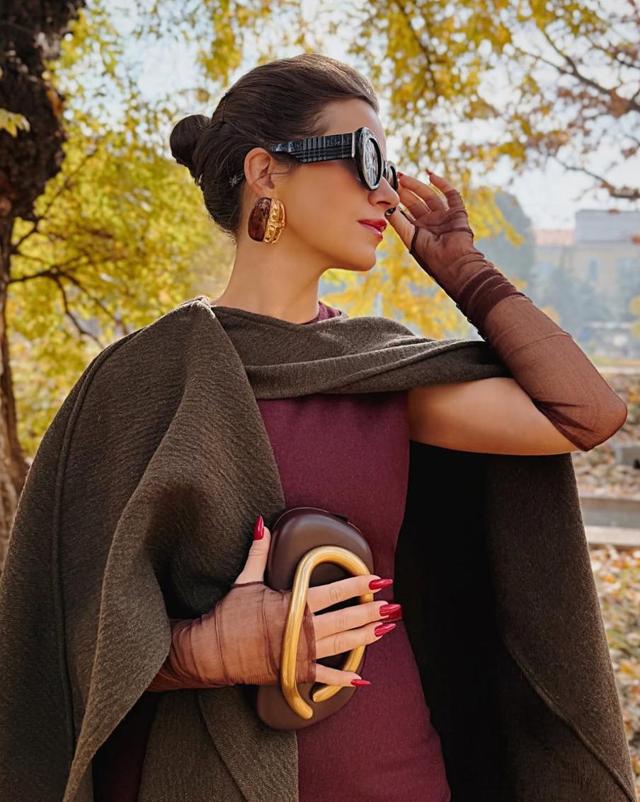 Смело делайте акцент на украшениях.