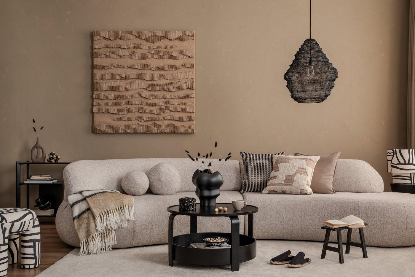 Создаём интерьер будущего: мебель, фактуры и свобода от одного стиля