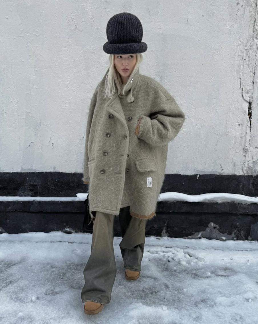 Без аксессуаров образ будет неполным.