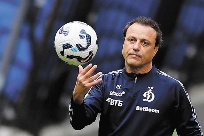 "Динамо" доверилось неопытному тренеру: что ждёт московский клуб с Роланом Гусевым