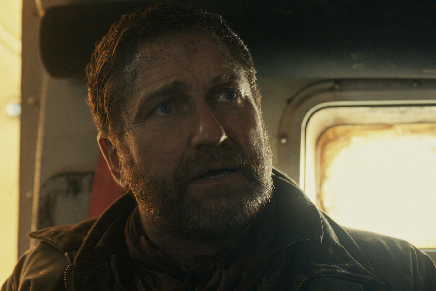 Кратер – последняя надежда человечества: трейлер фильма-катастрофы "Гренландия 2: Миграция"