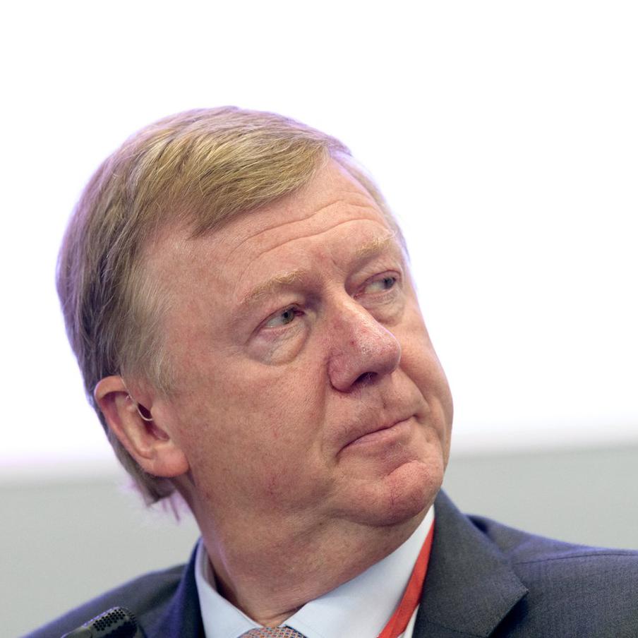 Суд арестовал счета Чубайса по иску "Роснано" почти на 11,9 млрд рублей. По решению Московского арбитражного суда, принятому на основании иска АО "Роснано", на счета Анатолия Чубайса был наложен обеспечительный арест в размере 11,896 миллиарда рублей. Это решение было принято судом для того, чтобы гарантировать исполнение исковых требований "Роснано"