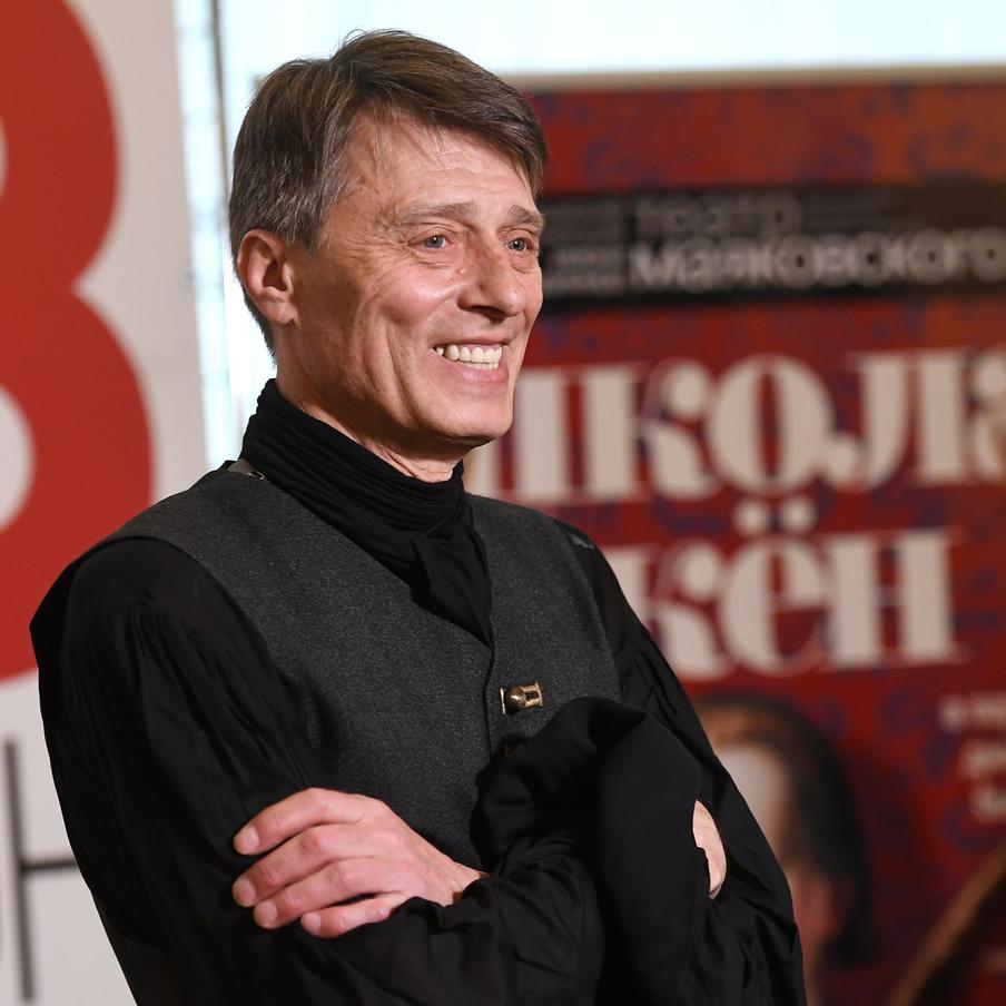 Актёра Анатолия Лобоцкого похоронят 25 декабря на Троекуровском кладбище. Прощание с народным артистом России Анатолием Лобоцким состоится 25 декабря в Московском театре имени Маяковского. Похороны пройдут на Троекуровском кладбище, как сообщил представитель театра РИА "Новости". Анатолий Лобоцкий скончался 20 декабря в возрасте 66 лет после продолжительной болезни, как рассказала актриса Юлия Рутберг