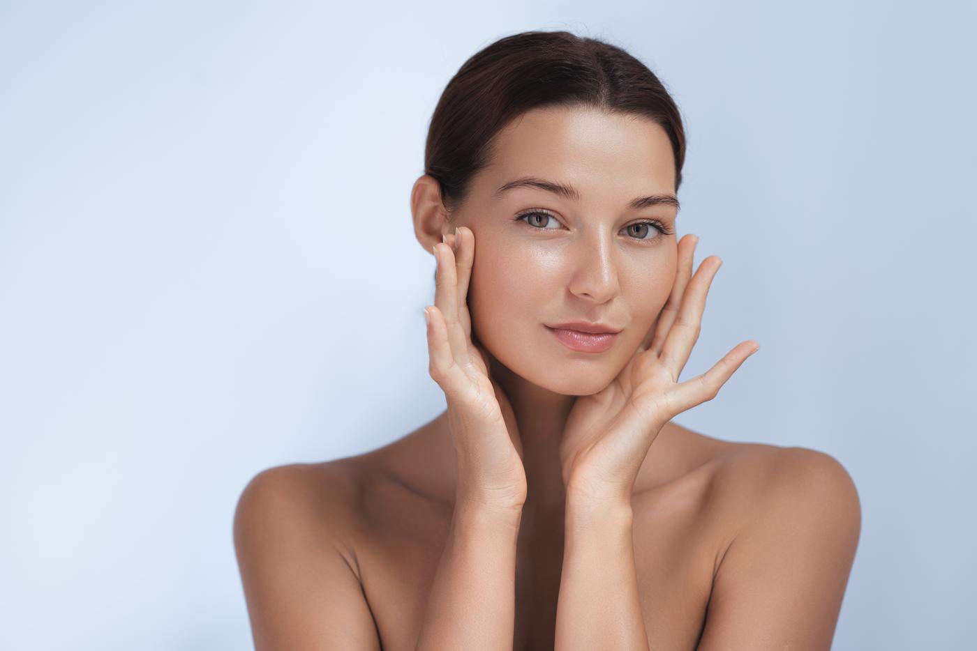 Не возраст, а образ жизни: привычки, которые меняют черты лица