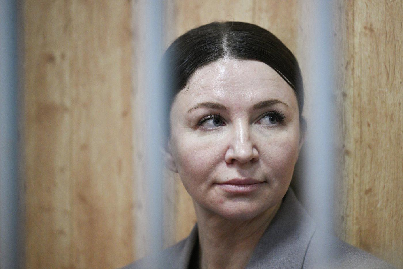 Суд связал займы ресторана мужа Блиновской с её личными деньгами