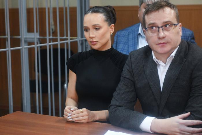 Почечные колики, недостаток кислорода: беременную Лерчек госпитализировали