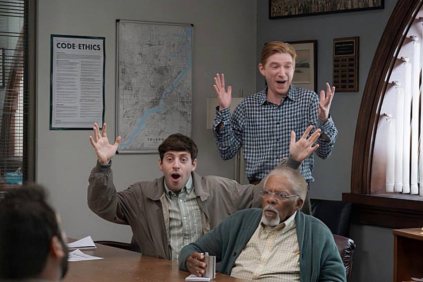 Кадр из сериала "Газета"