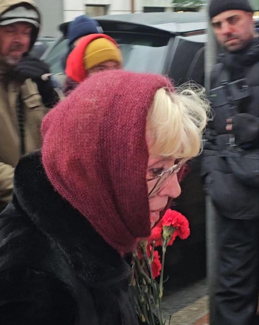 Вера Алентова приехала на прощание