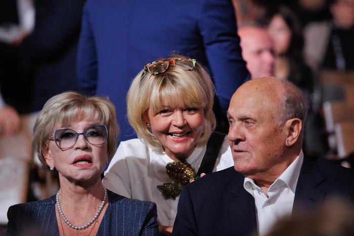 Квартиры и дома: какое наследство и кому оставила Вера Алентова