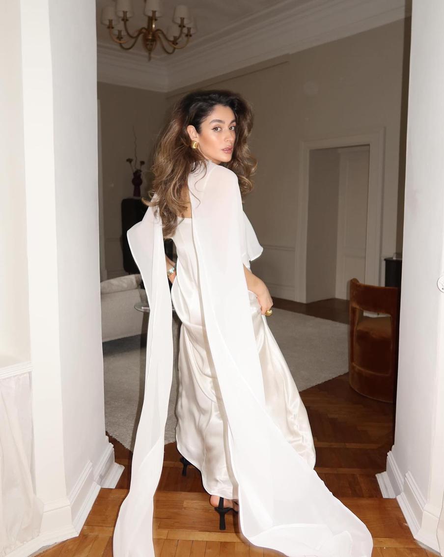 Кейп – деталь, которая превратит праздничный образ в настоящую сказку