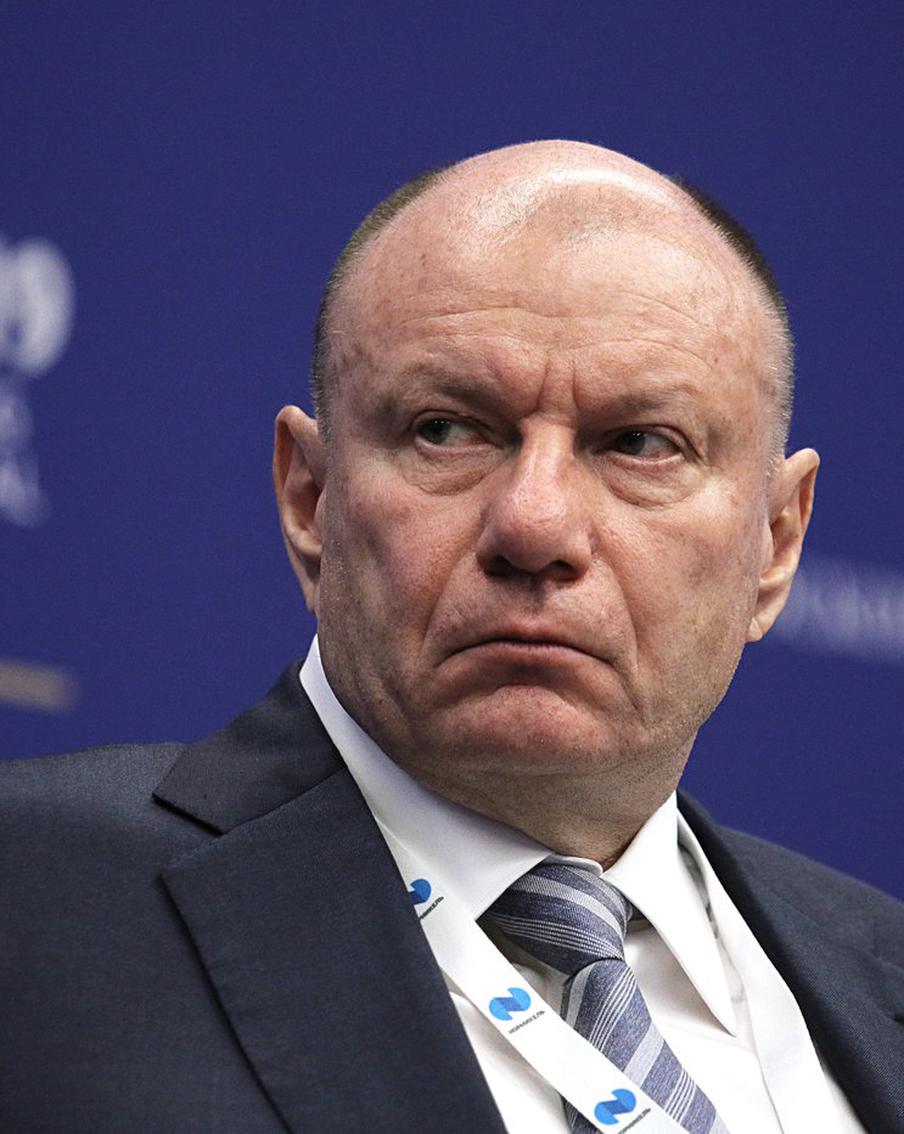 Потанин призвал ЦБ продолжить снижение ключевой ставки