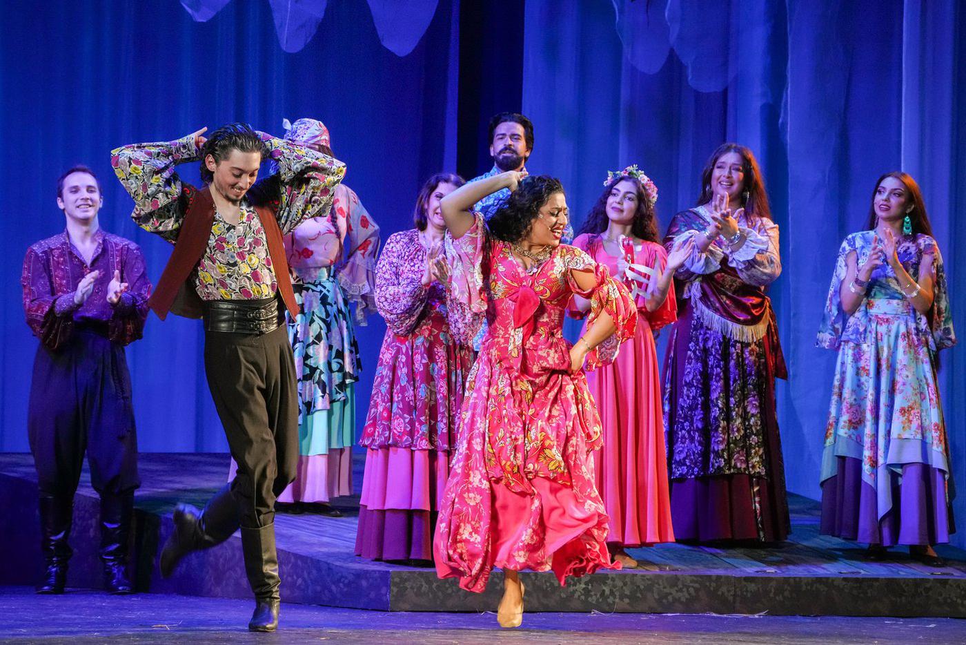 "Трудное счастье"  в Театре "Ромэн".