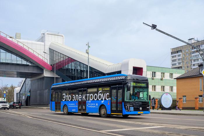 Рекордное количество электробусов вышло на 10 маршрутов в Москве