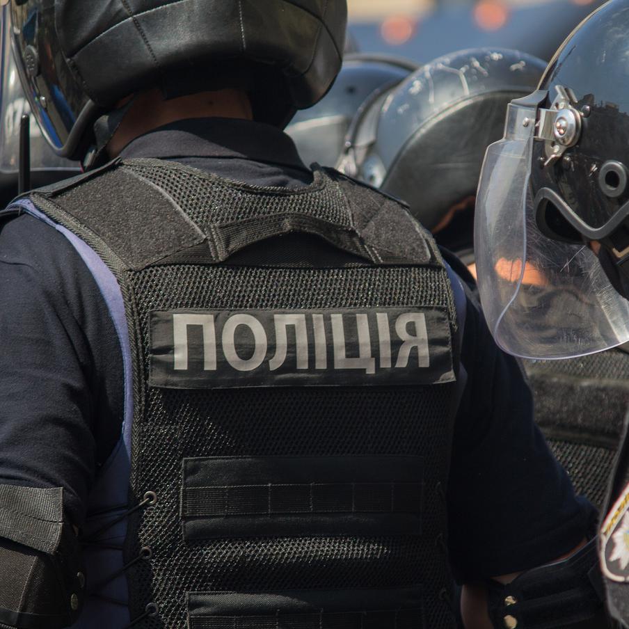 На Украине вскрылся новый коррупционный скандал с участием депутатов Рады. Антикоррупционные органы Украины проводят обыски в правительственном районе Киева из-за расследования против некоторых депутатов Верховной рады