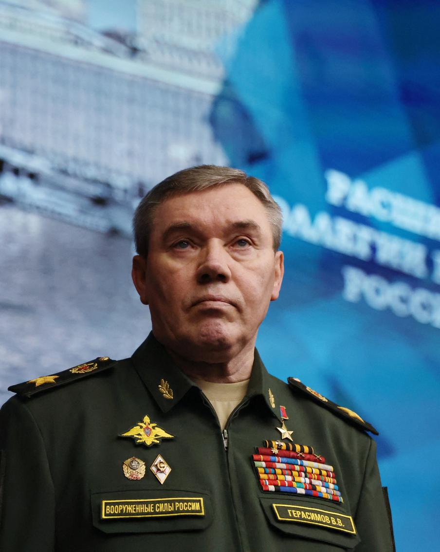 Российские военные установили контроль над городами Гуляйполе и Димитров. Благодаря активным наступательным действиям российской армии в ДНР и Запорожской области удалось установить контроль над городами Гуляйполе и Димитров