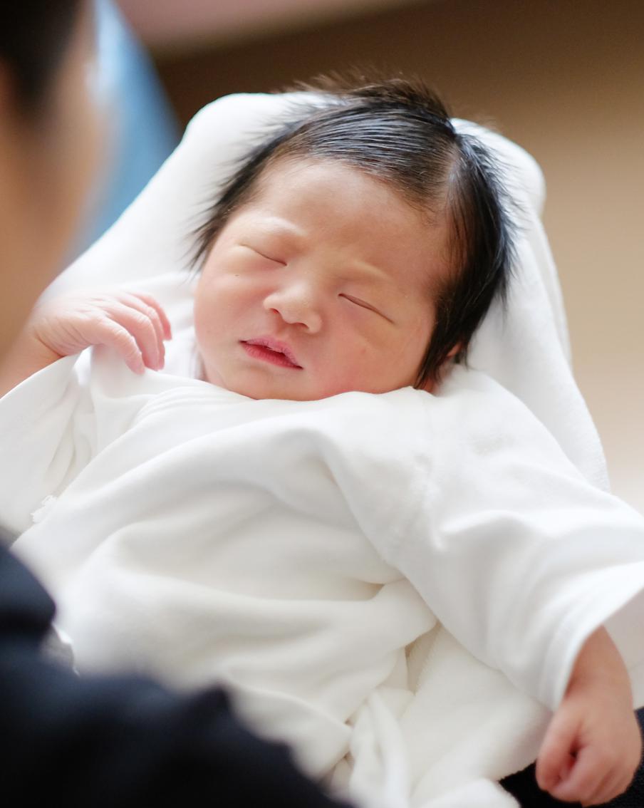 В Японии по итогам уходящего года могут зафиксировать самую низкую рождаемость в истории страны