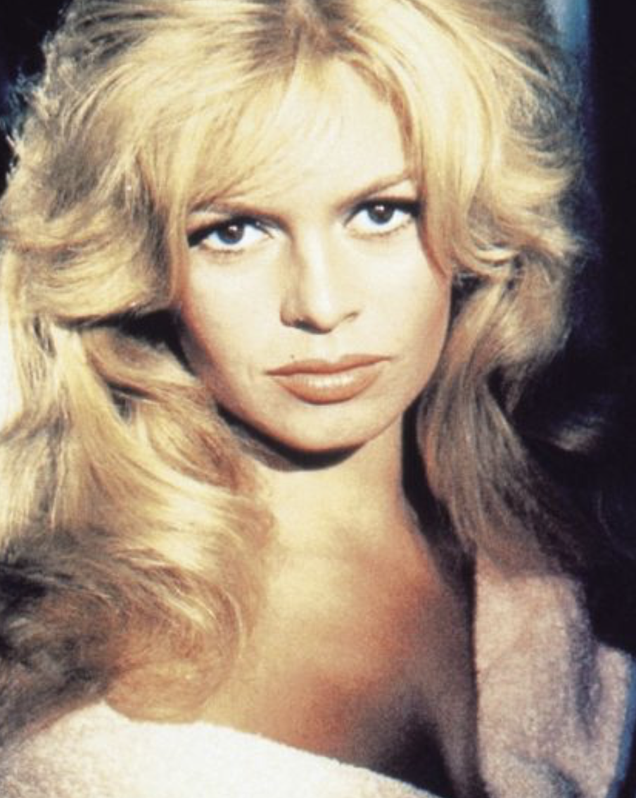 "Я ни о чём не жалею. У зрелых женщин нет сожалений": актриса Брижит Бардо умерла в 91 год