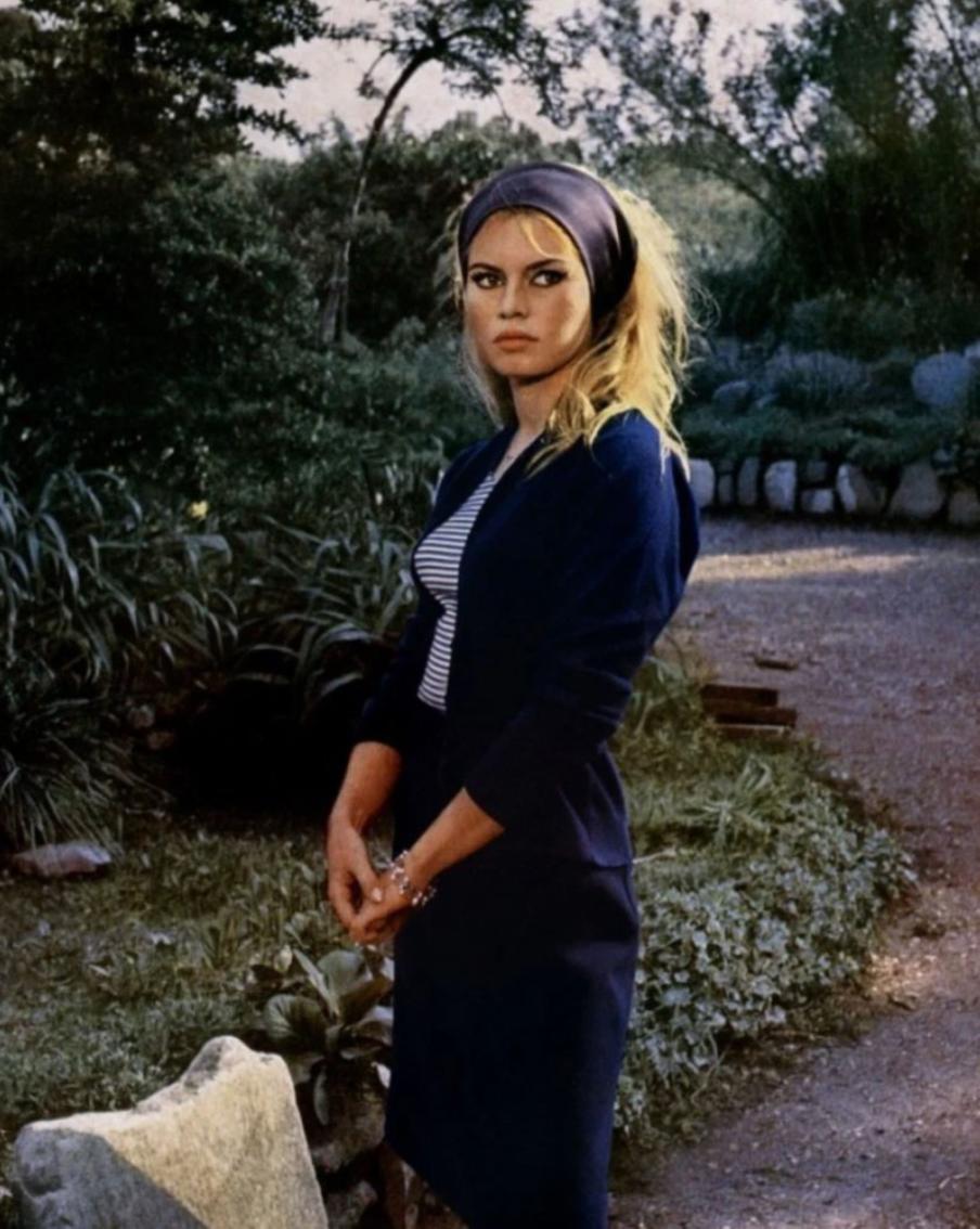 "Что за идиот сообщил о моей кончине?": как относилась к смерти Брижит Бардо