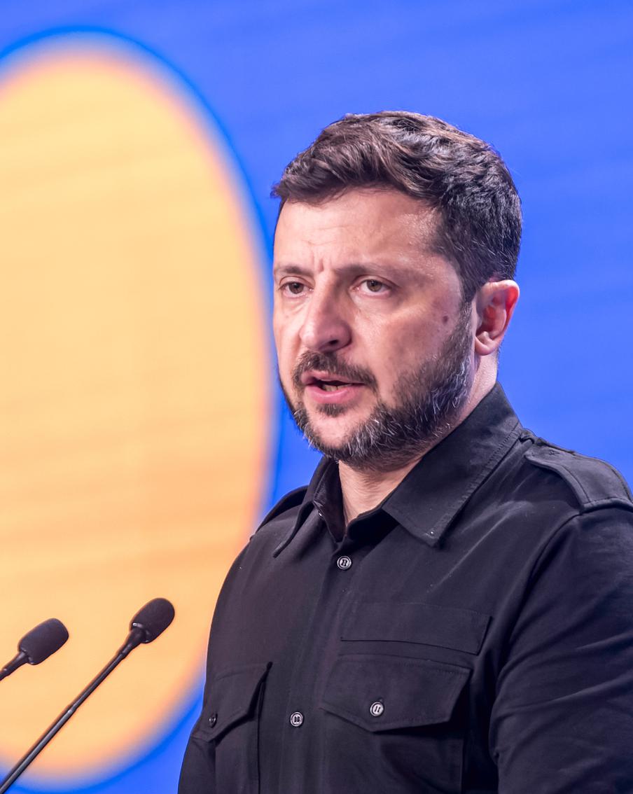 "СТРАНА.ua": после встречи Зеленского и Трампа разрушен план Киева и ЕС. По информации украинского издания "Страна.ua", опубликованной 29 декабря, переговоры между президентом США Дональдом Трампом и лидером Украины Владимиром Зеленским не привели к ожидаемым результатам. Не удалось убедить американскую сторону принять 20 пунктов, предложенных Зеленским