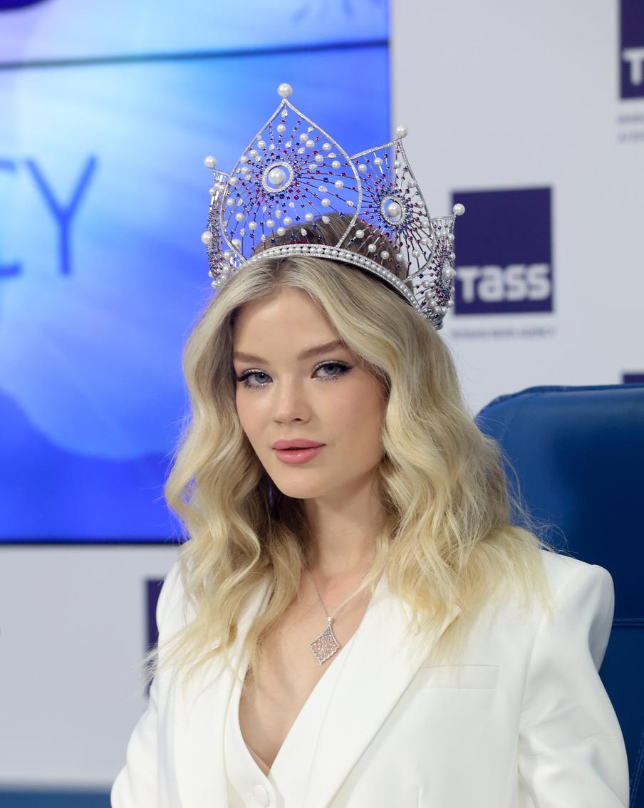 "Держал взаперти": "Мисс Россия" заявила о попытке изнасилования на Бали