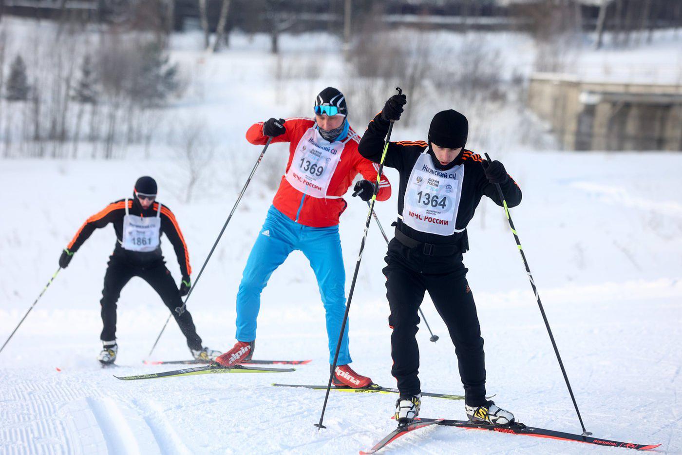 Более 440 зон для занятий лыжными гонками доступно в Москве