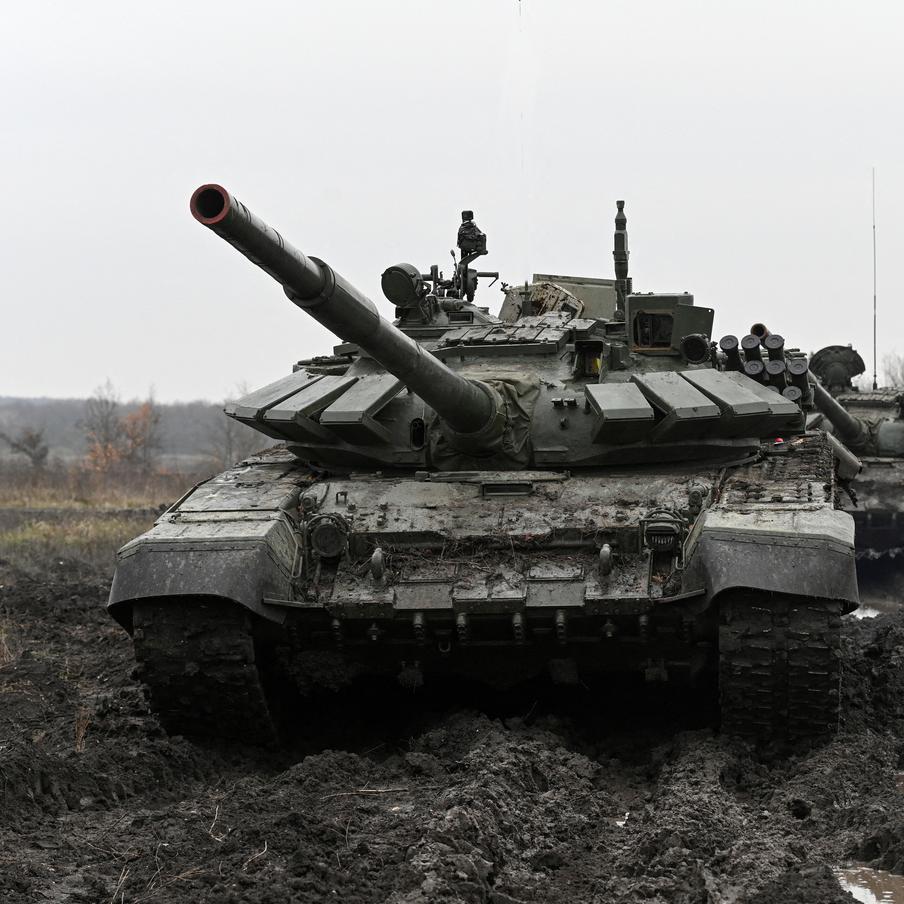 Герасимов заявил о рекордно высоких темпах наступления армии России. В декабре 2025 года российские войска продемонстрировали самые высокие результаты в ходе специальной военной операции на территории Украины. Об этом сообщил начальник Генерального штаба Вооружённых Сил России Валерий Герасимов, проверяя выполнение боевых задач подразделениями группировки войск "Север"