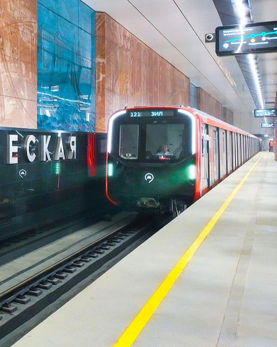 Собянин: Завершено создание подземной пересадки на станции метро "Академическая"