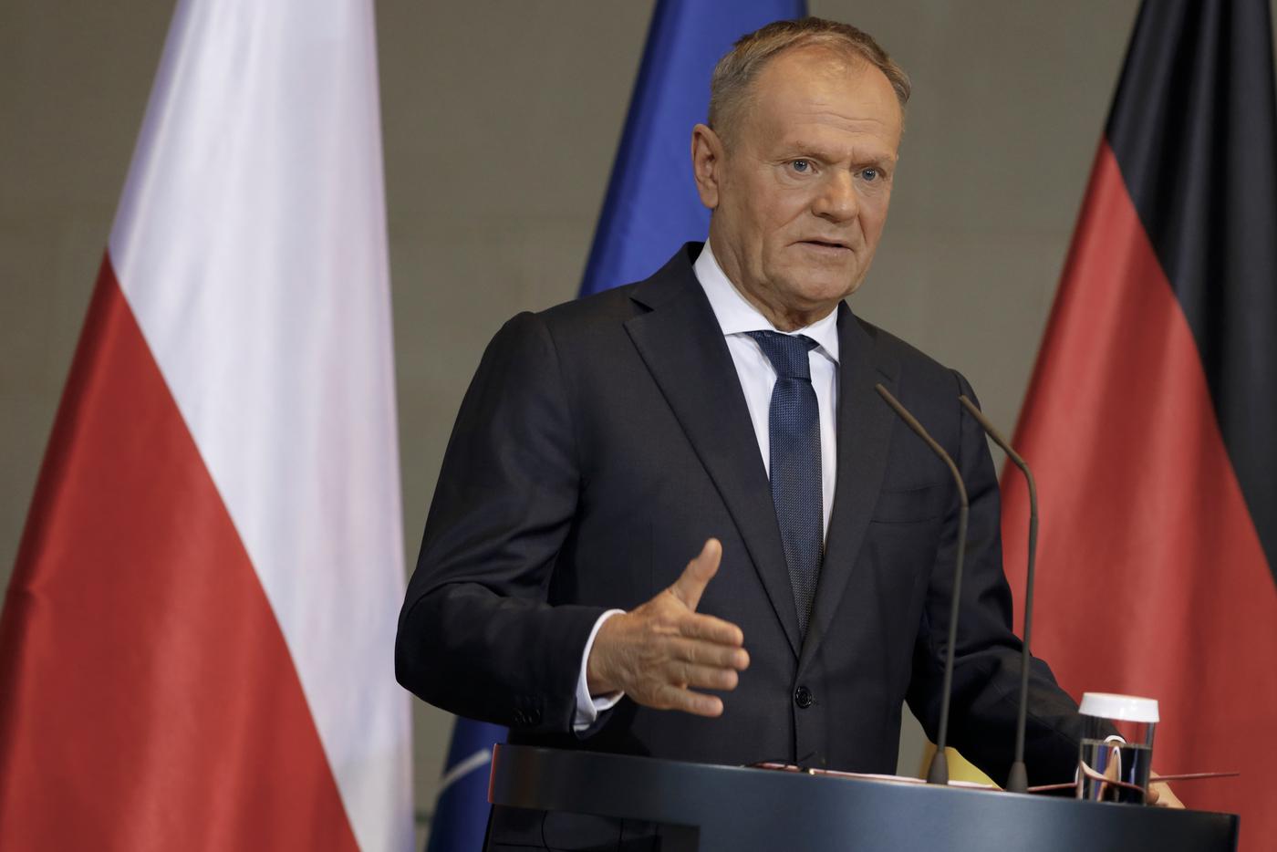 Fakt: депутаты парламента Польши обвинили Туска в переписывании истории