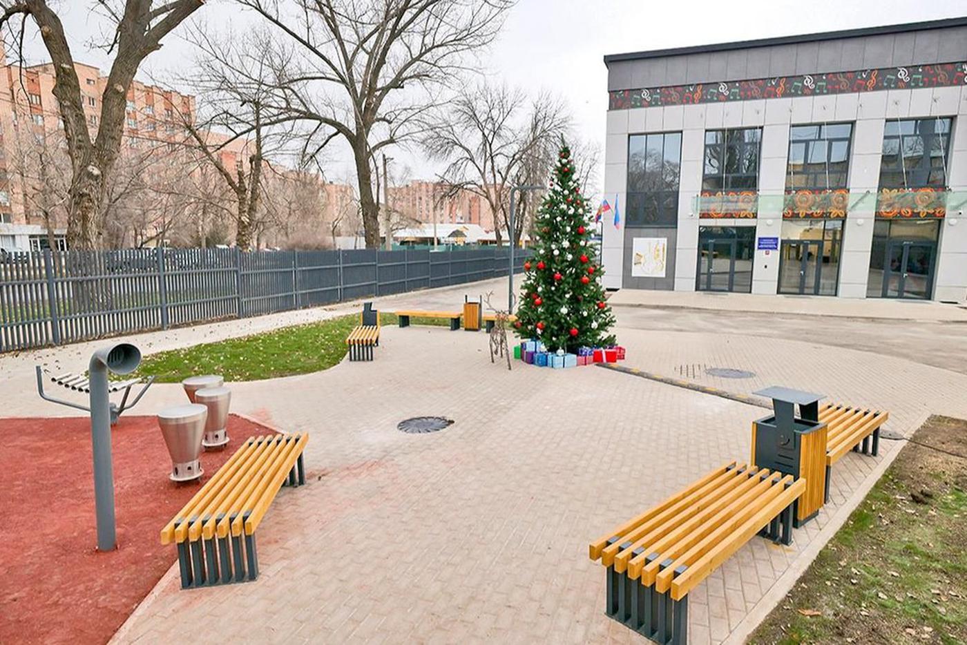 Собянин рассказал, какие объекты москвичи восстановили в Донецке и Луганске