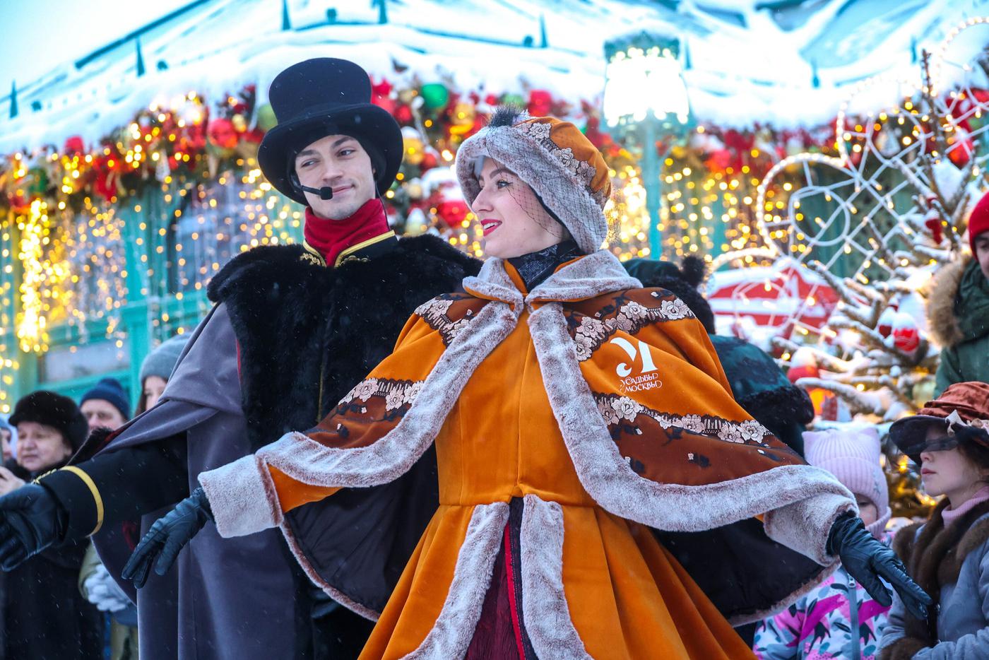 В Коломенском прошёл "Дворянский бал и променад"