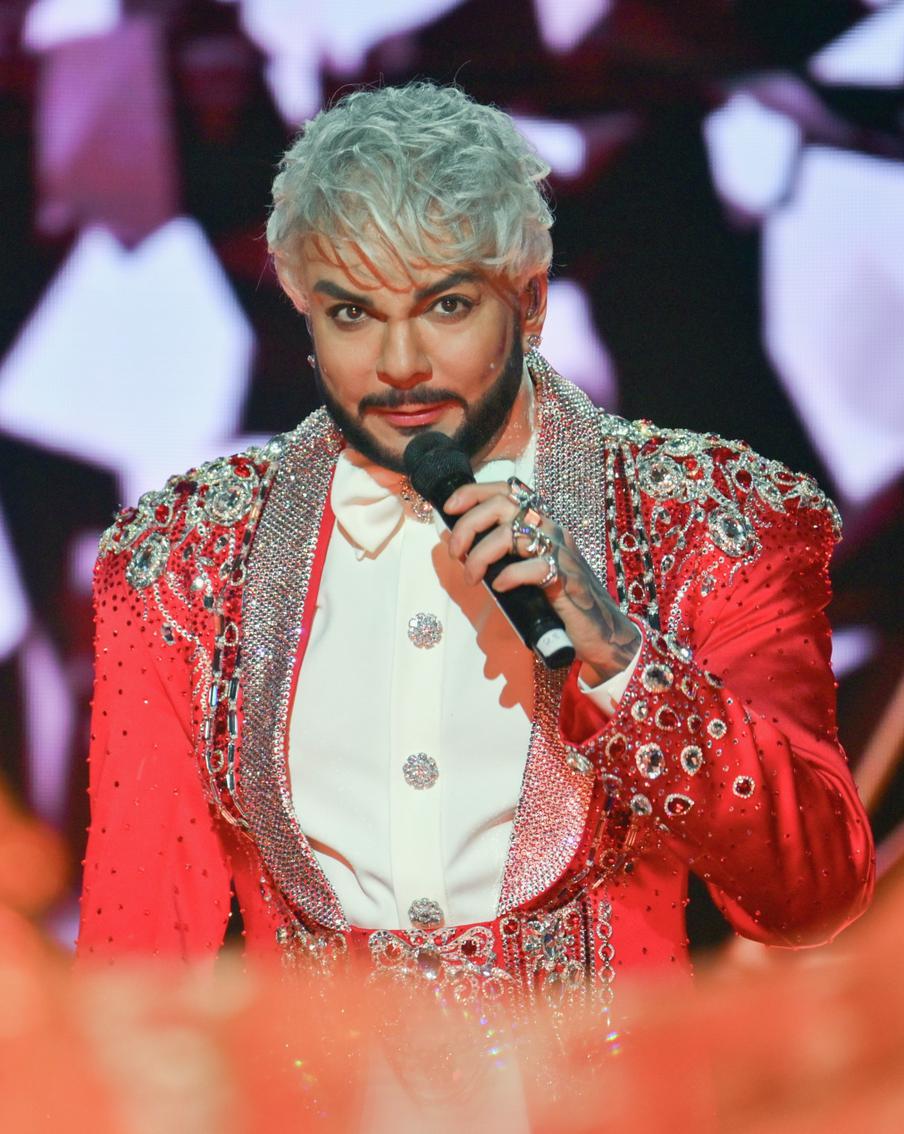 Квашеная капуста вместо чёрной икры: Филипп Киркоров показал рацион на гастролях