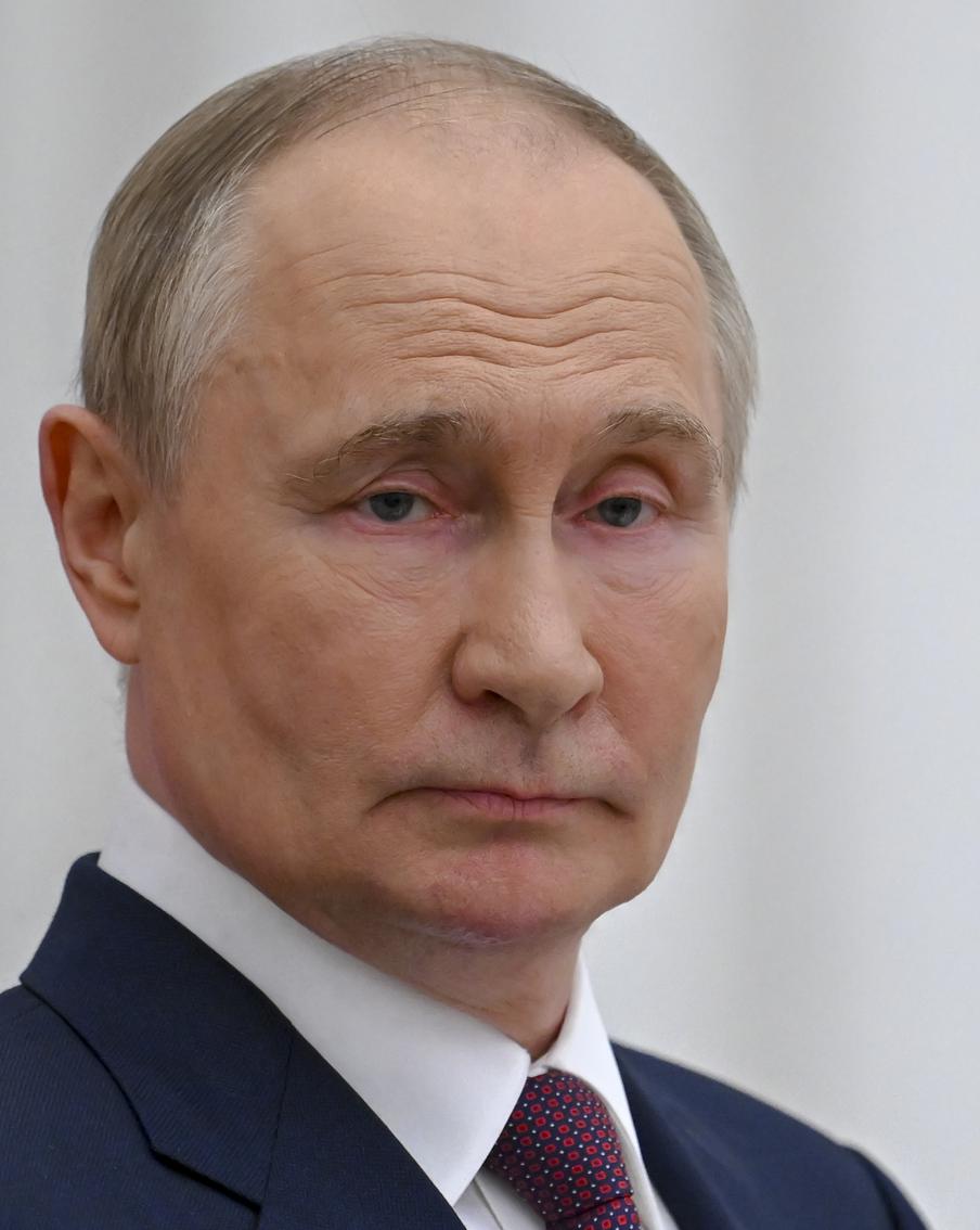 Путин оценил возвращение флага и гимна паралимпийцам как значимое достижение. Президент поздравил Паралимпийский комитет России с юбилеем и подчеркнул особую важность допуска спортсменов к международным стартам с национальной символикой